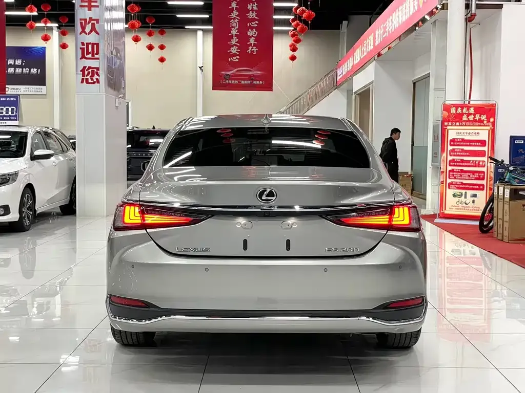 Lexus ES 2021 из CN, фото 5