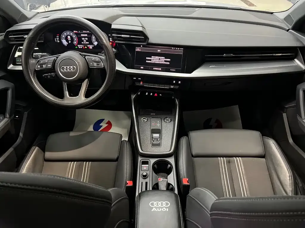 Audi A3 2023 из CN, фото 5