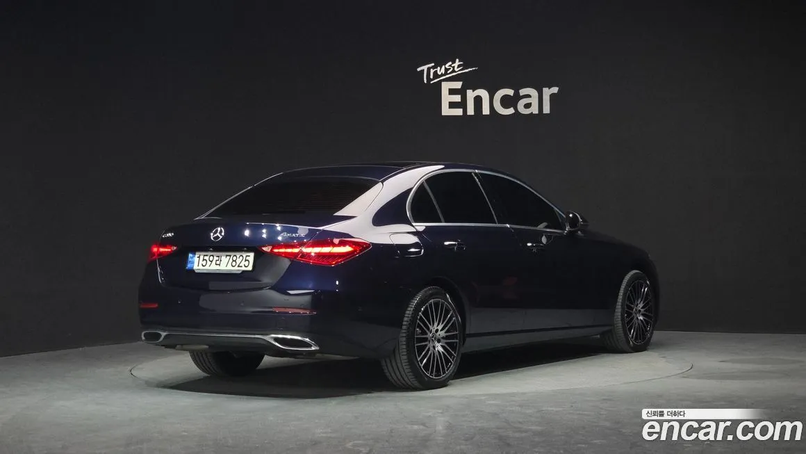 Mercedes-Benz C-Class 2022 из KR, фото 2