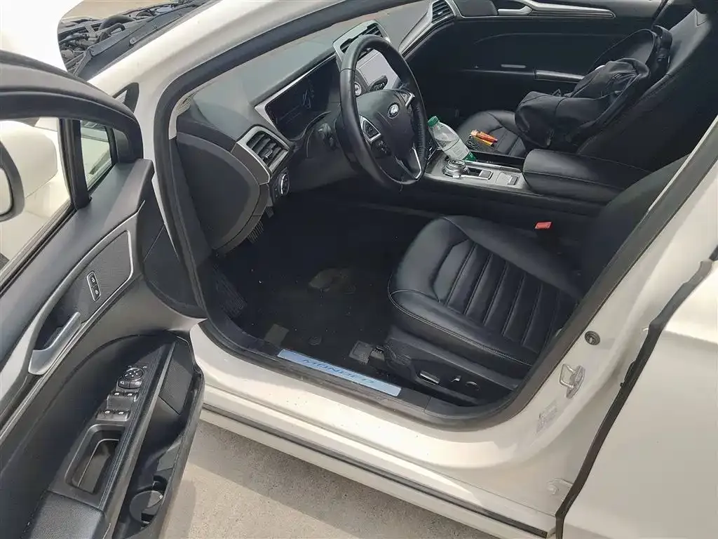 Ford Mondeo 2021 из CN, фото 9