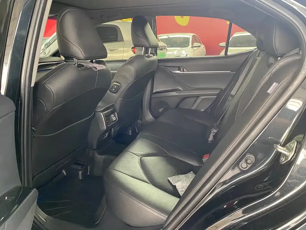 Toyota Camry 2024 из CN, фото 5