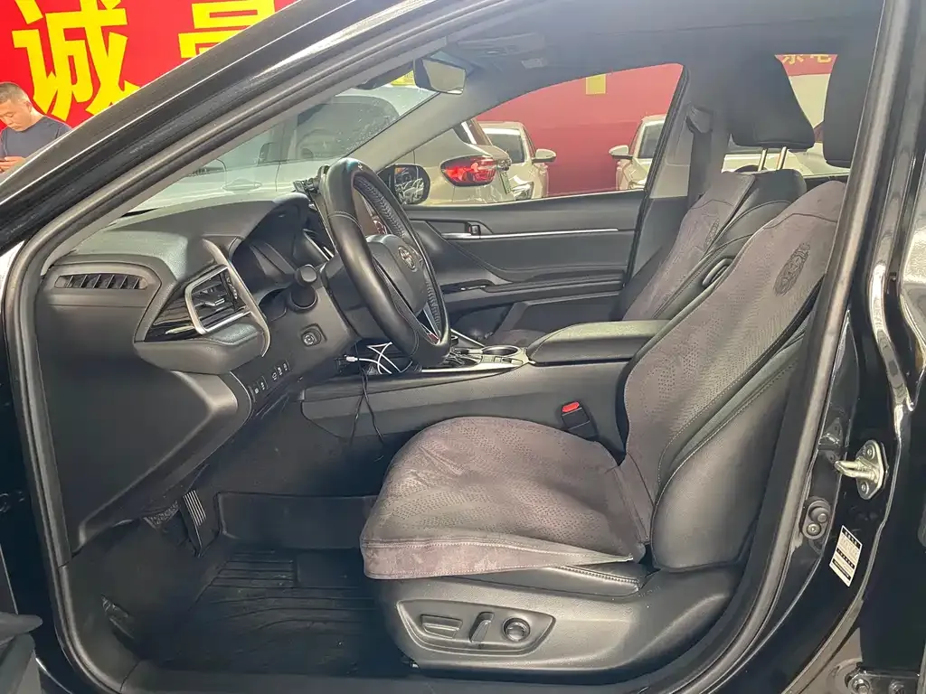 Toyota Camry 2024 из CN, фото 6