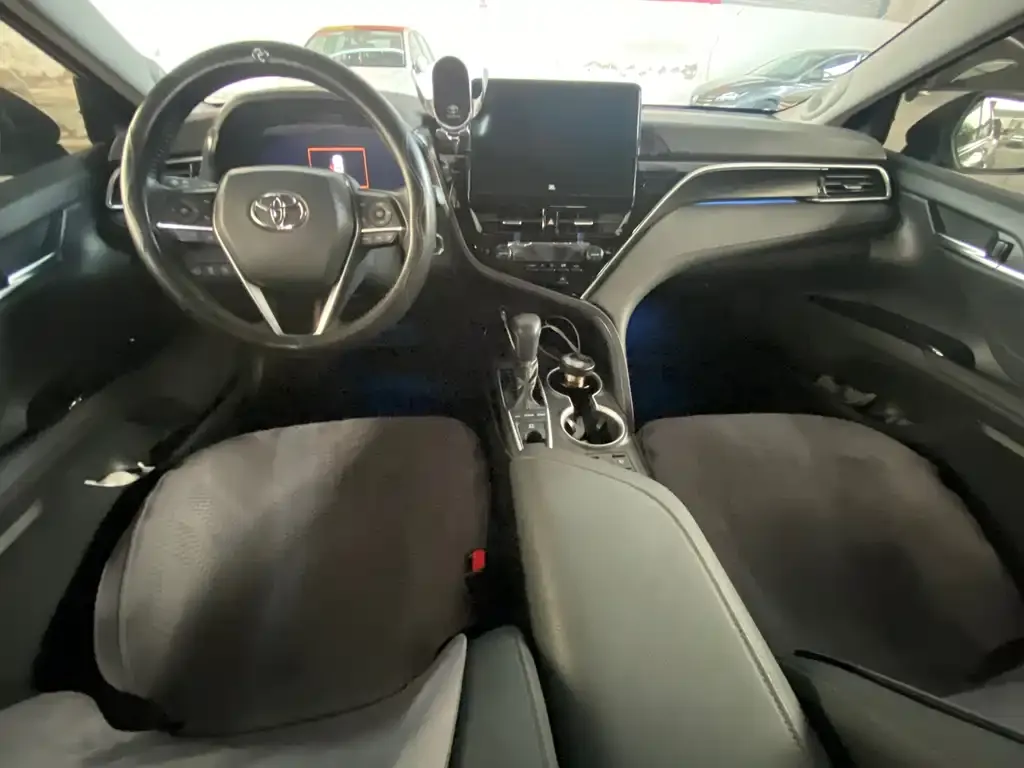 Toyota Camry 2024 из CN, фото 7