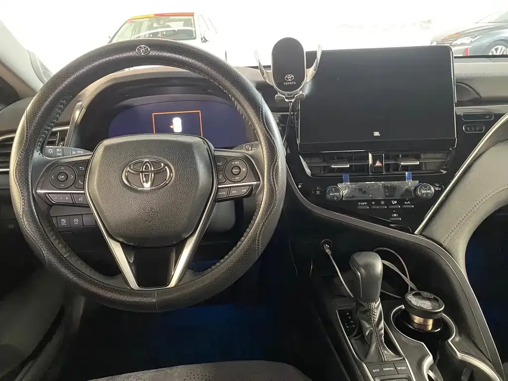 Toyota Camry 2024 из CN, фото 8