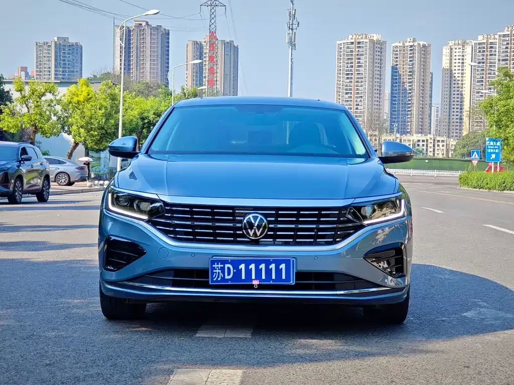 Volkswagen Passat 2024 из CN, фото 2