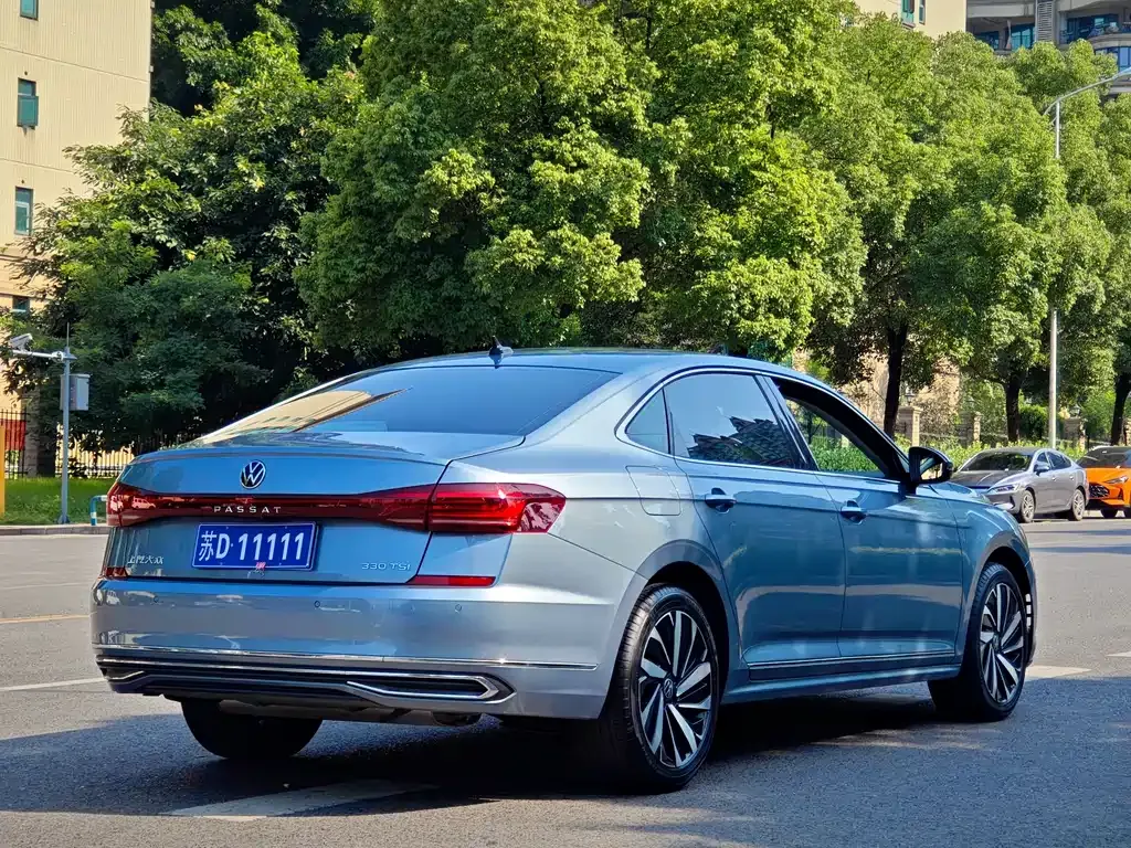 Volkswagen Passat 2024 из CN, фото 9