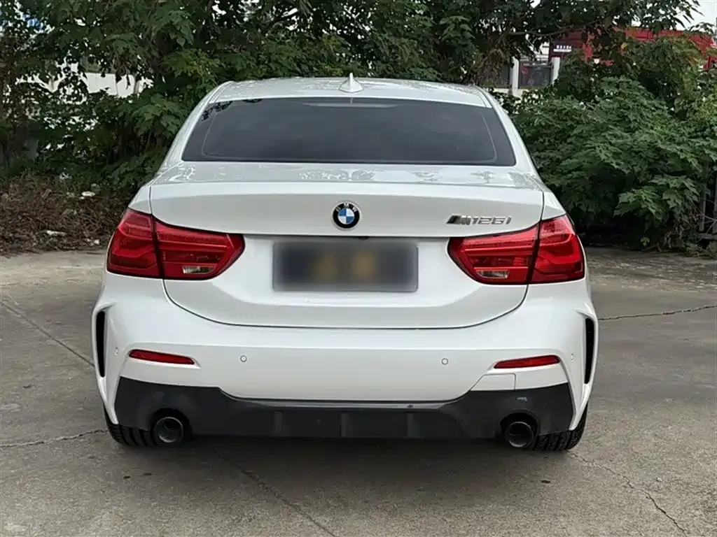 BMW 1 Series 2022 из CN, фото 8