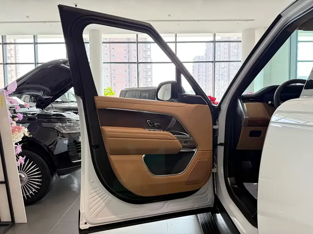Land Rover Range Rover 2023 из CN, фото 6