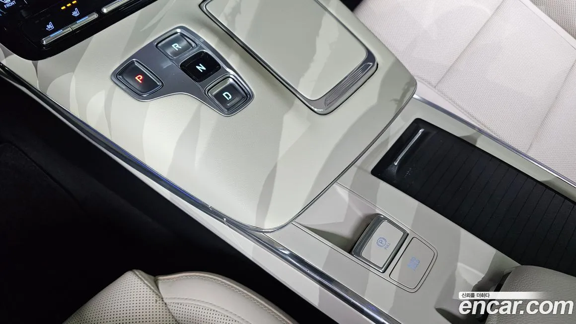 Hyundai Grandeur 2022 из KR, фото 9