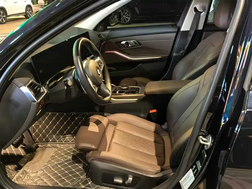 BMW 3 Series 2023 из CN, фото 6