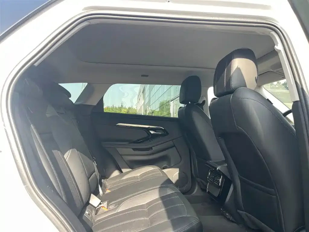 Land Rover Evoque 2023 из CN, фото 5