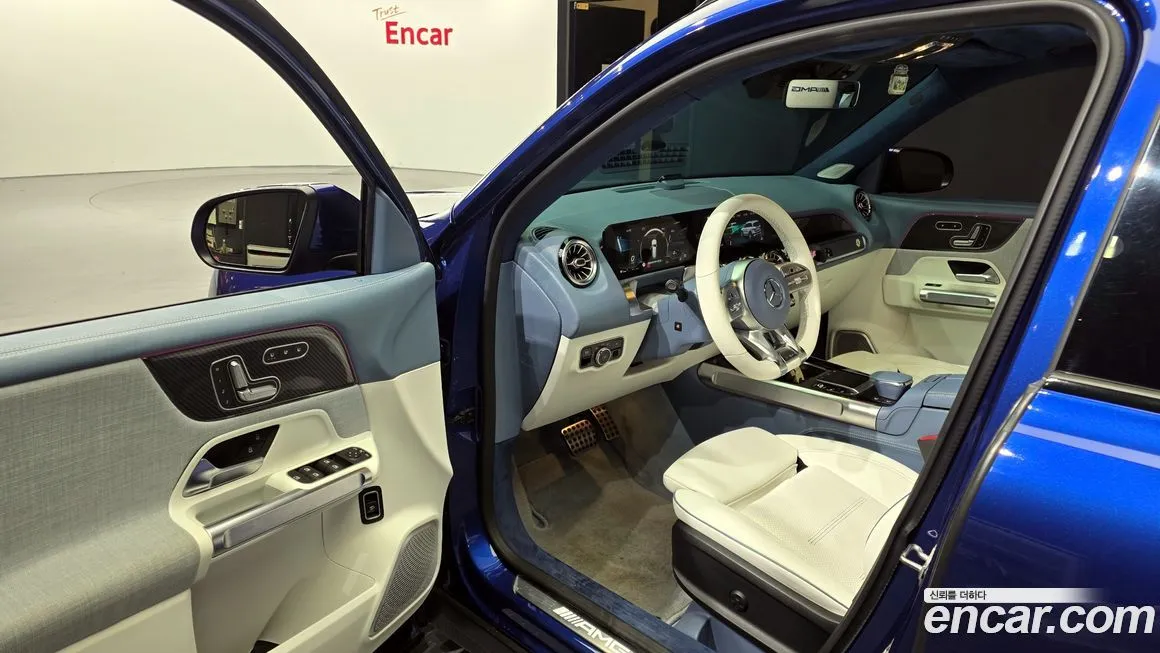 Mercedes-Benz GLB-Class — фото 10