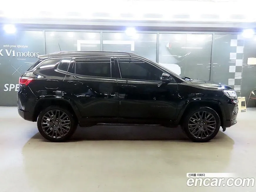 Jeep Compass — фото 3