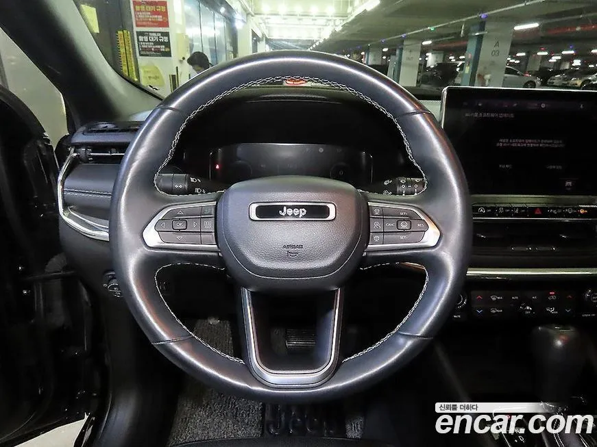 Jeep Compass — фото 8