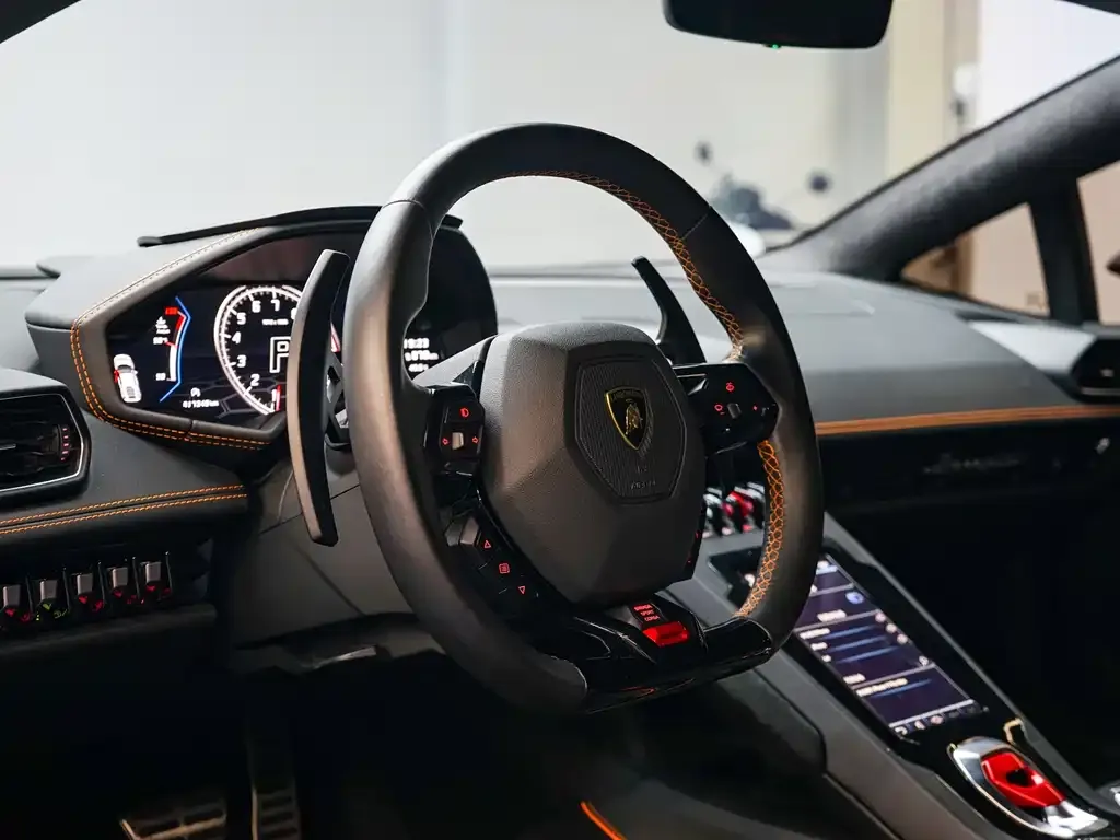 Lamborghini Huracan 2021 из CN, фото 9