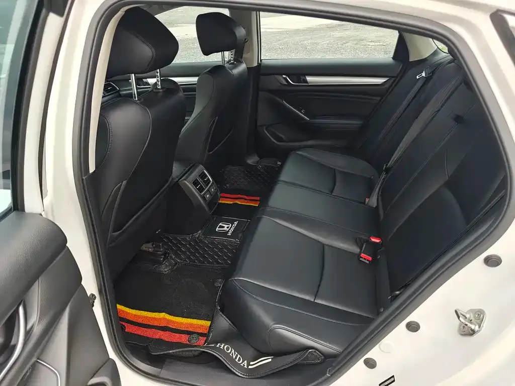 Honda Accord 2021 из CN, фото 10