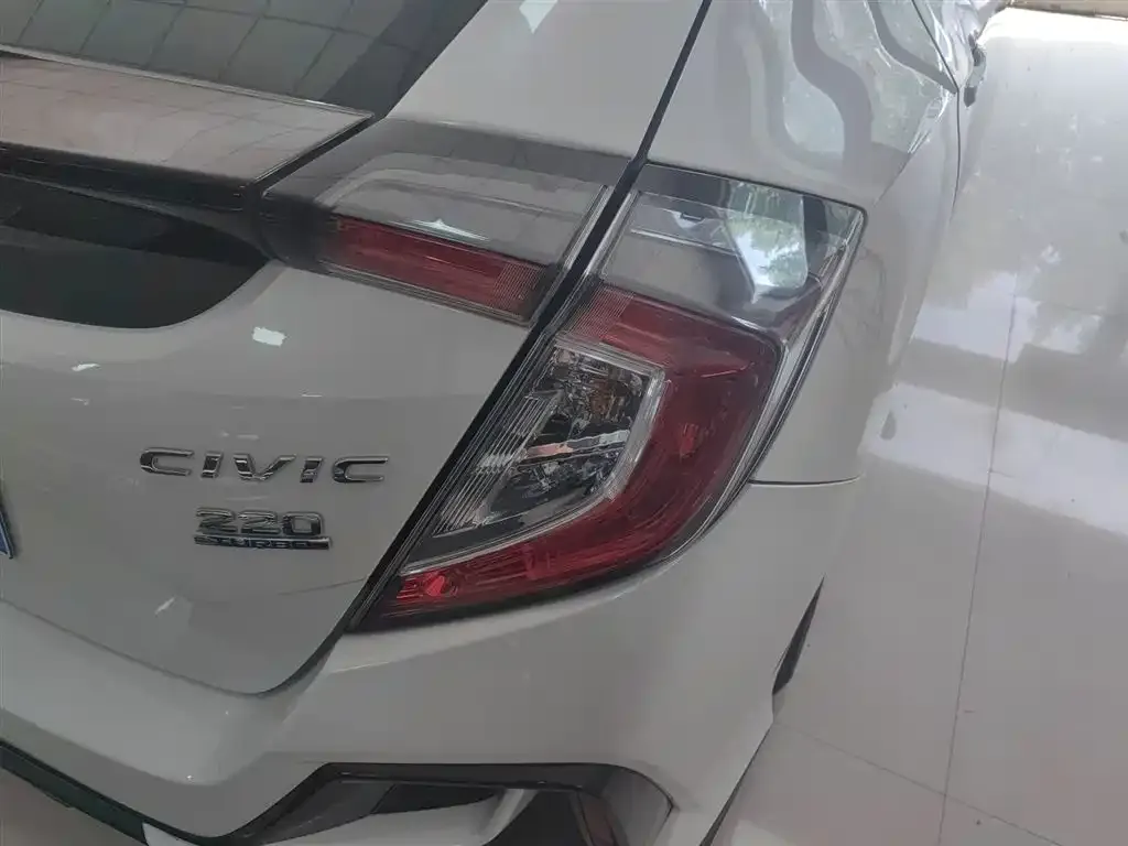 Honda Civic 2022 из CN, фото 10