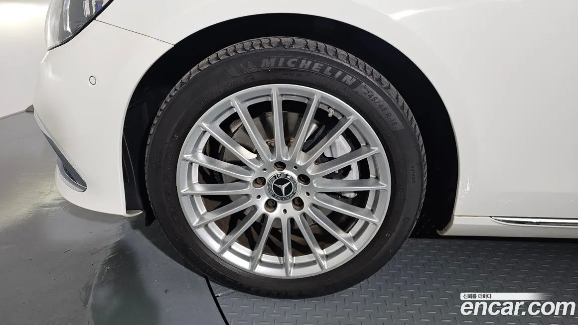 Mercedes-Benz E-Class 2021 из KR, фото 5