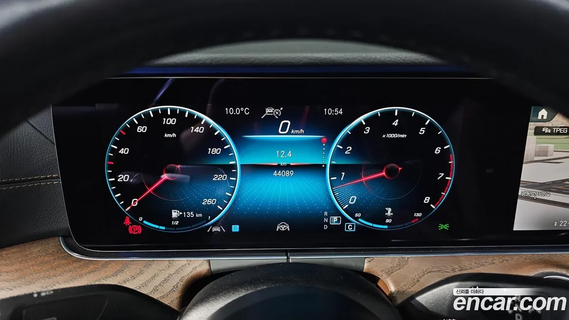 Mercedes-Benz E-Class 2021 из KR, фото 8