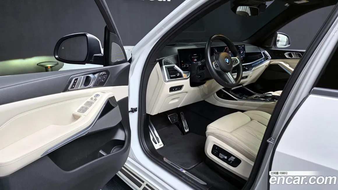 BMW X7 2024 из KR, фото 10