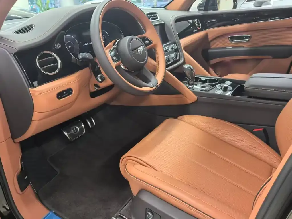 Bentley Bentayga 2025 из CN, фото 4