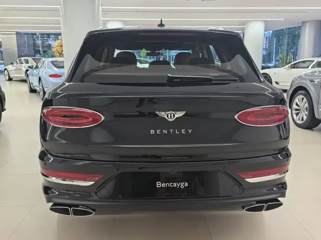 Bentley Bentayga 2025 из CN, фото 9