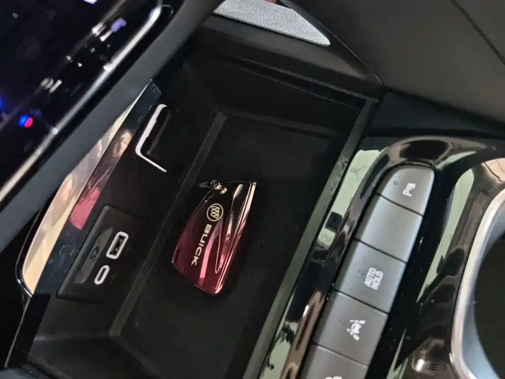 Buick Envision Plus 2022 из CN, фото 9
