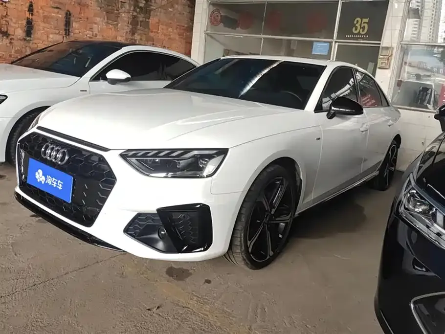 Audi A4L 2024 из CN, фото 1
