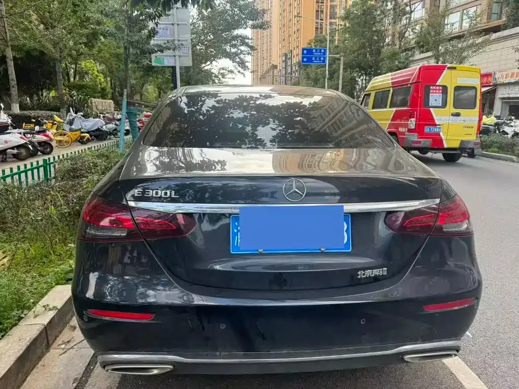 Mercedes-Benz E-Class 2022 из CN, фото 5
