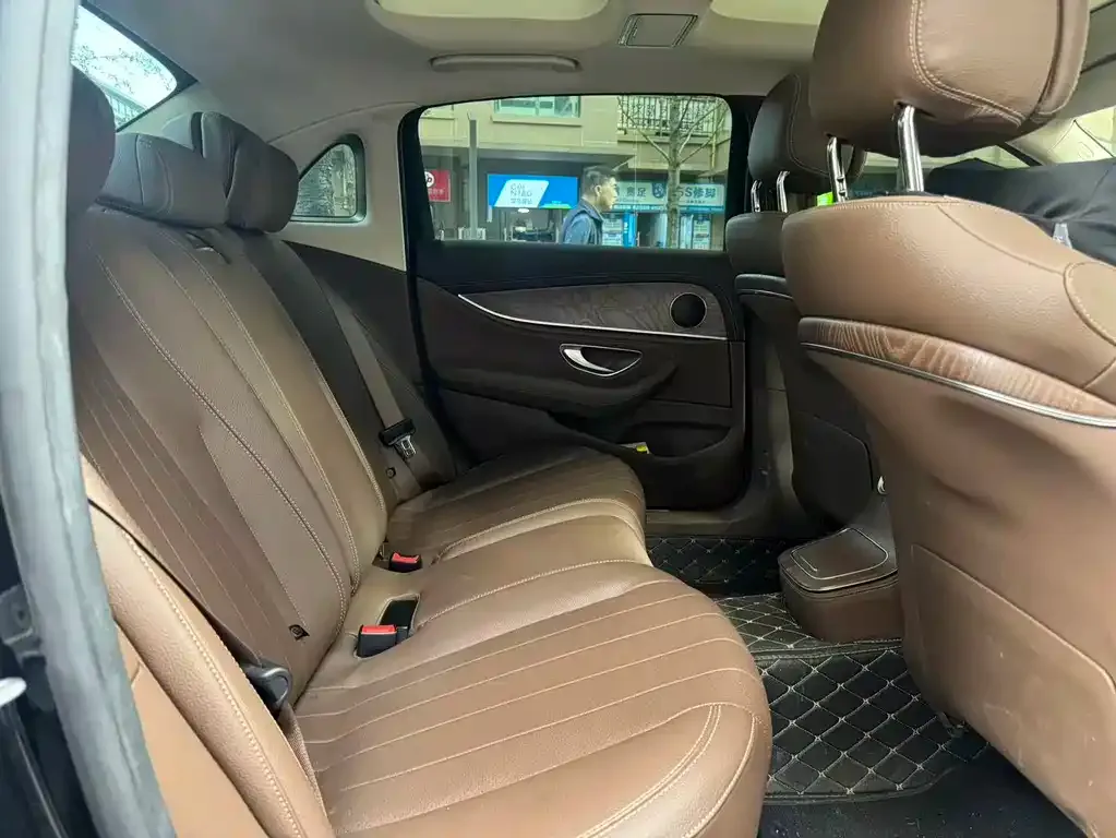 Mercedes-Benz E-Class 2022 из CN, фото 6
