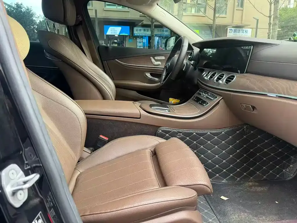Mercedes-Benz E-Class 2022 из CN, фото 9