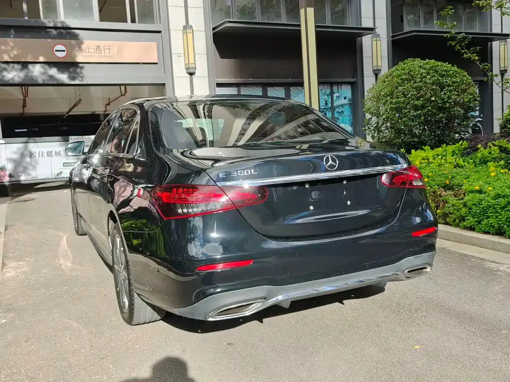 Mercedes-Benz E-Class 2022 из CN, фото 4