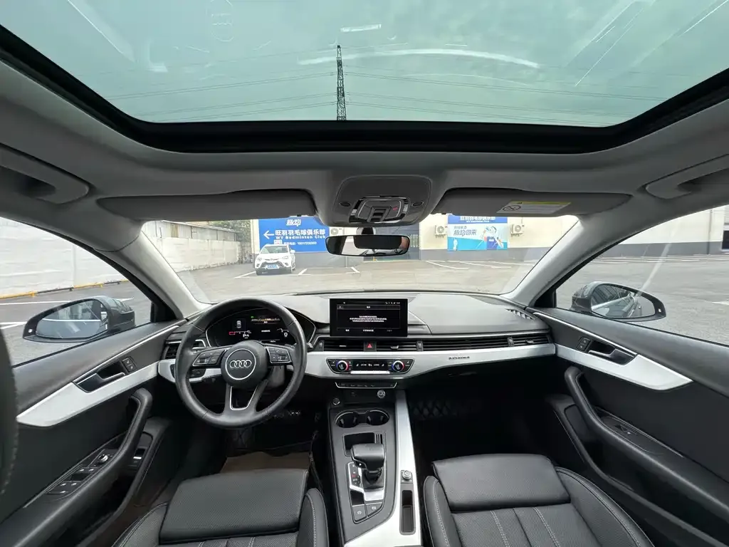 Audi A4L 2021 из CN, фото 4