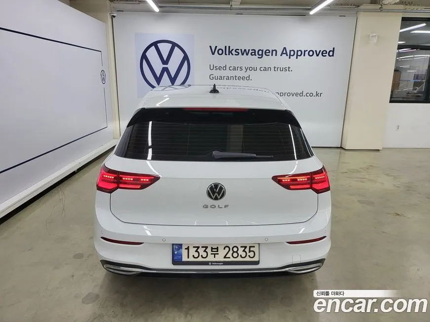 Volkswagen Golf 2024 из KR, фото 4