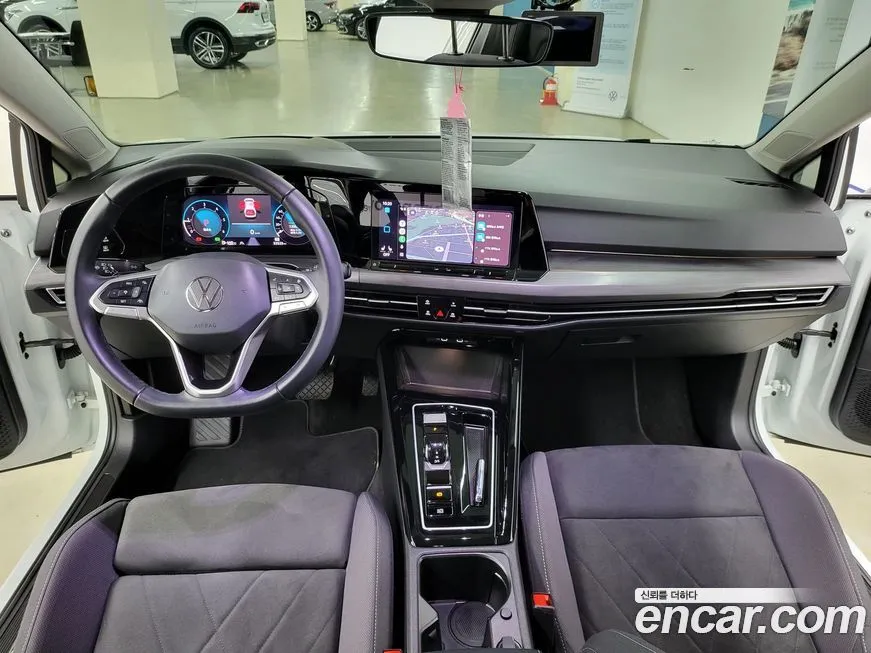Volkswagen Golf 2024 из KR, фото 7