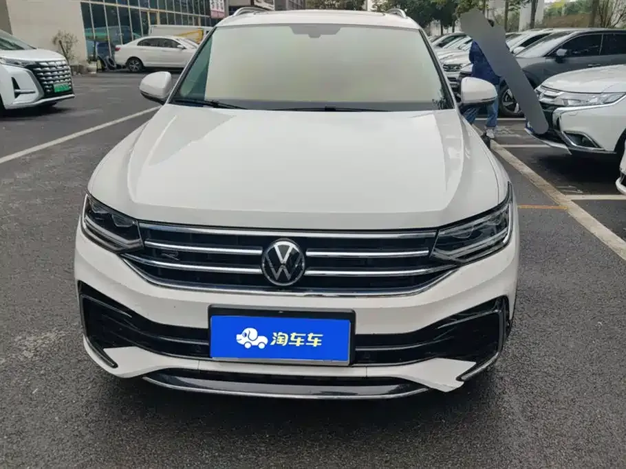 Volkswagen Tiguan L 2021 из CN, фото 2