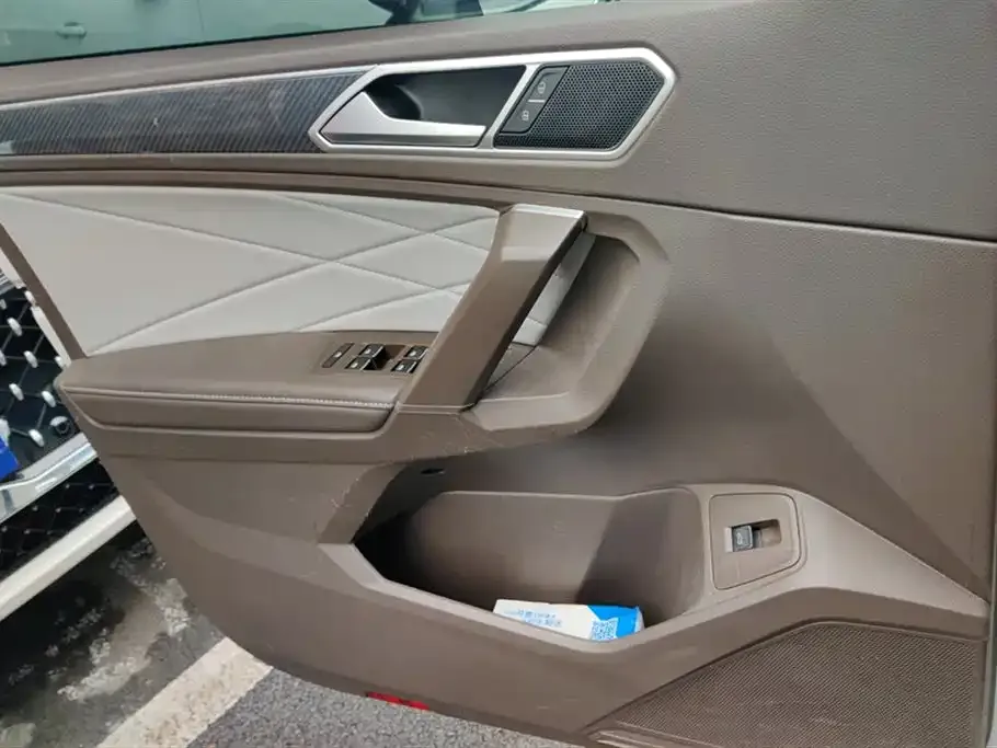 Volkswagen Tiguan L 2021 из CN, фото 7
