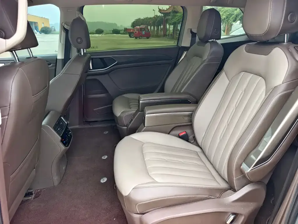 Volkswagen Viloran 2023 из CN, фото 9