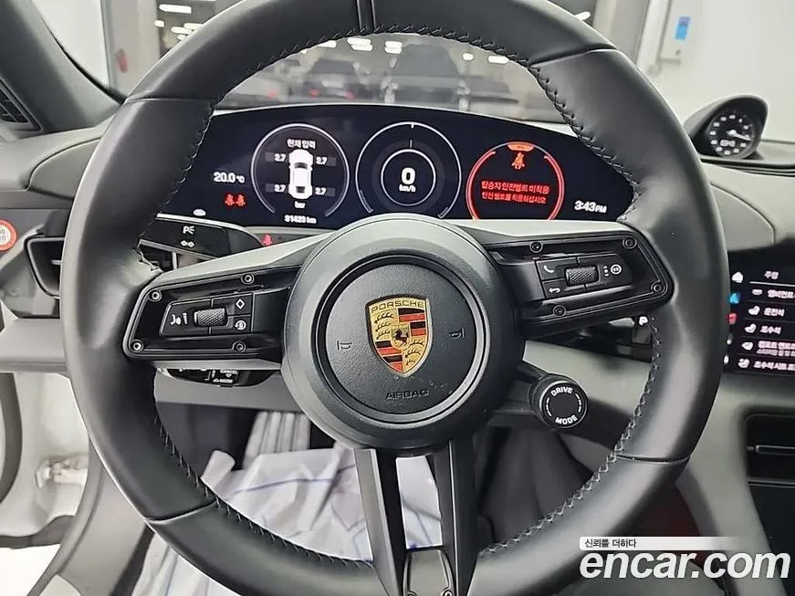 Porsche Taycan 2021 из KR, фото 9