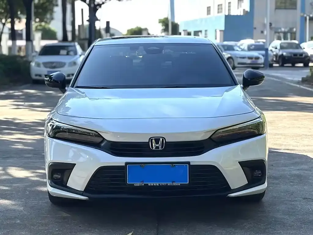 Honda Civic 2022 из CN, фото 2
