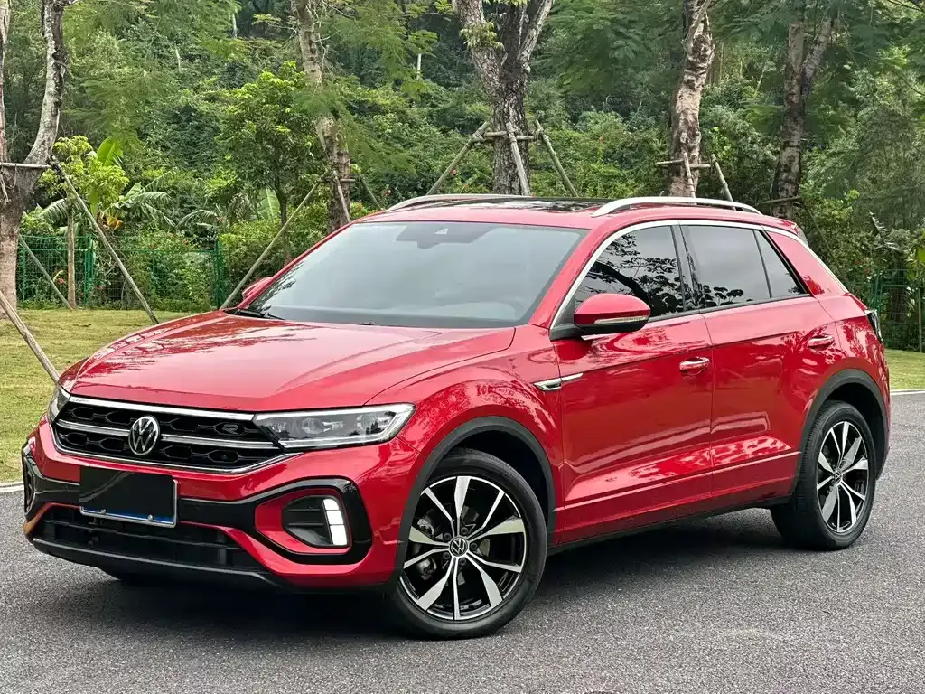 Volkswagen T-Roc 2023 из CN, фото 1