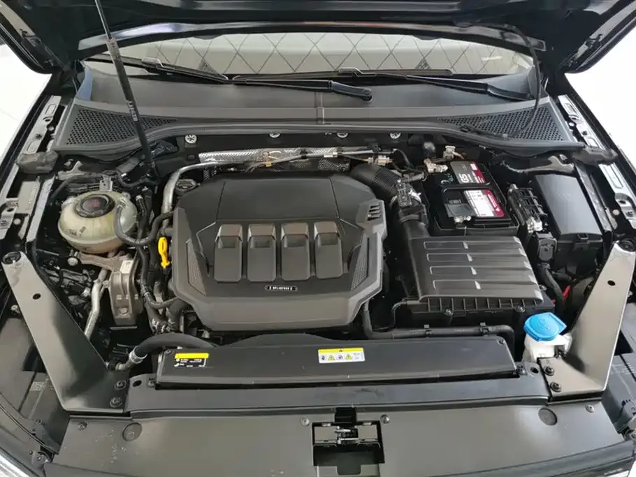 Volkswagen Magotan 2022 из CN, фото 10