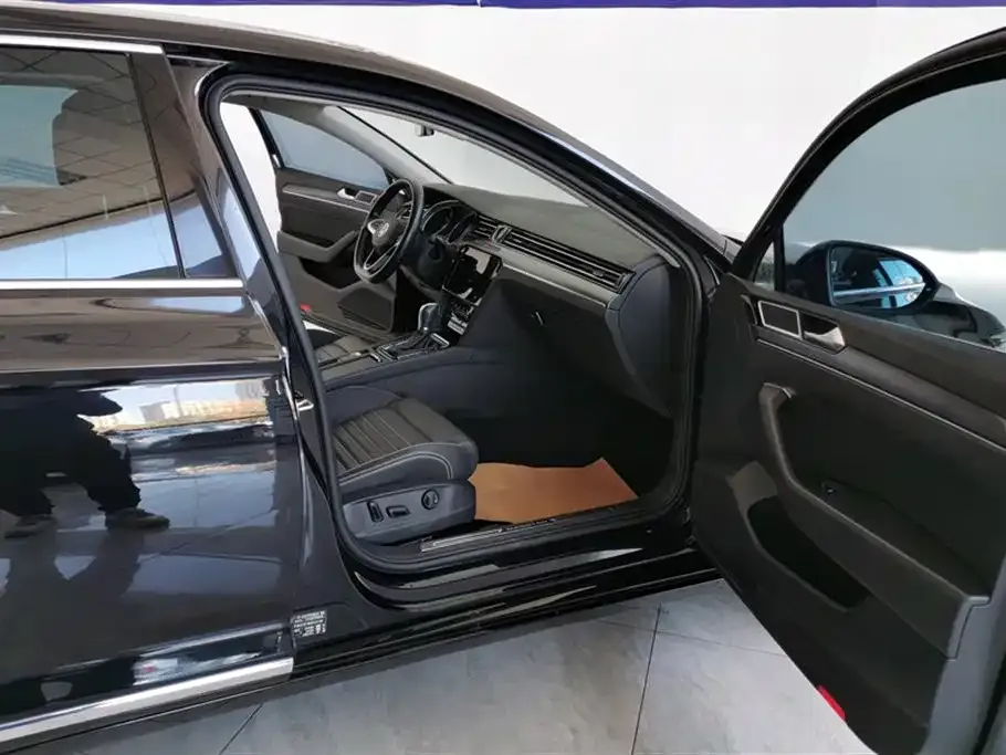 Volkswagen Magotan 2022 из CN, фото 8