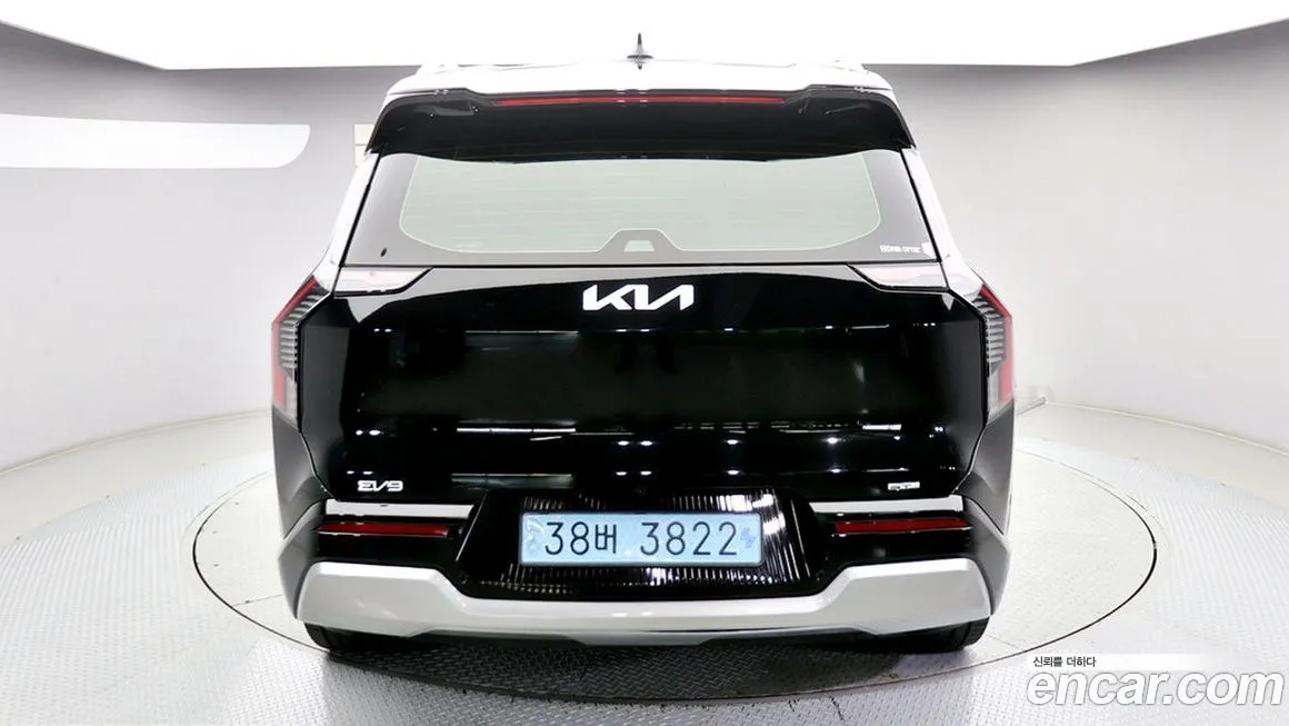 Kia EV9 — фото 4