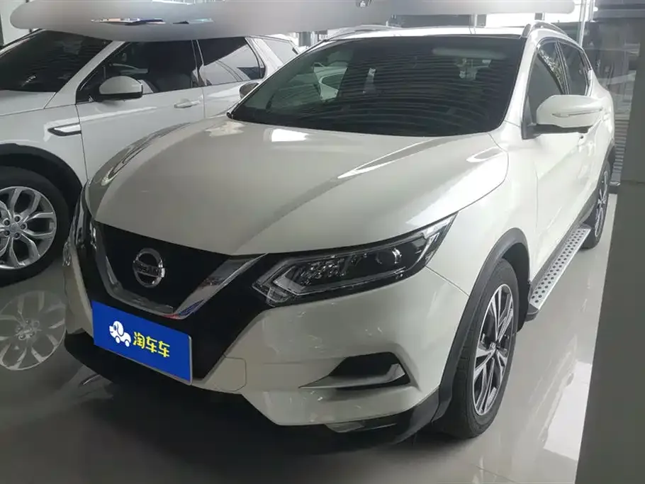 Nissan Qashqai — фото 1