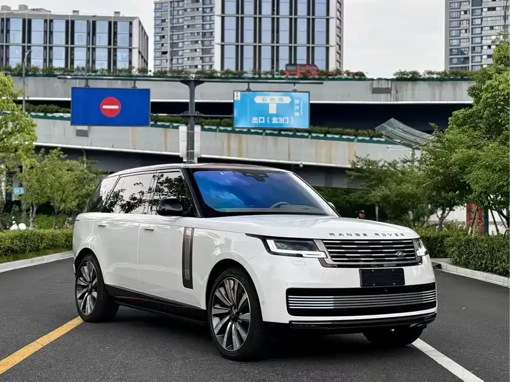 Land Rover Range Rover 2023 из CN, фото 3