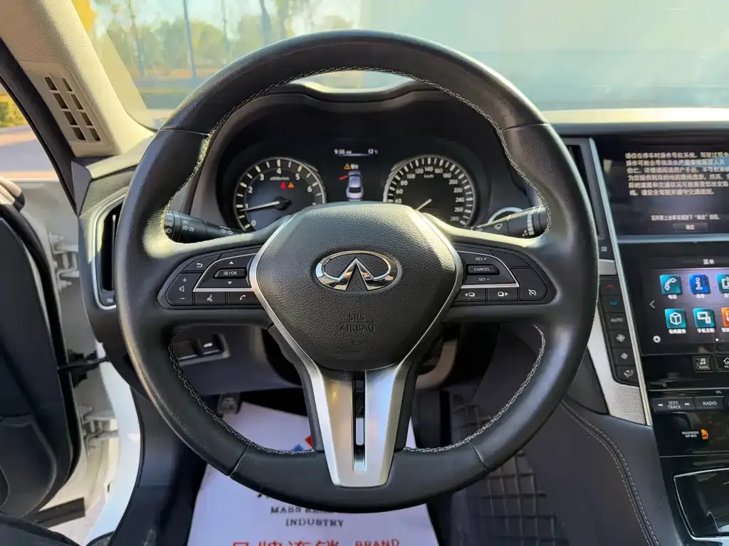 Infiniti Q50L 2021 из CN, фото 10