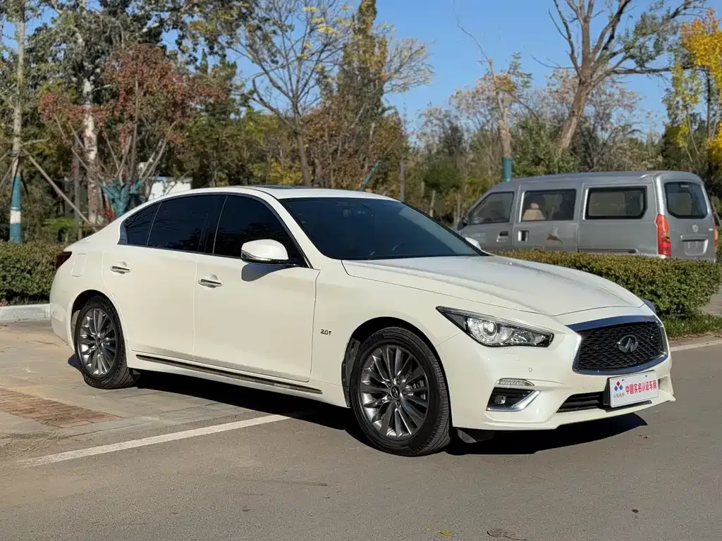 Infiniti Q50L 2021 из CN, фото 3