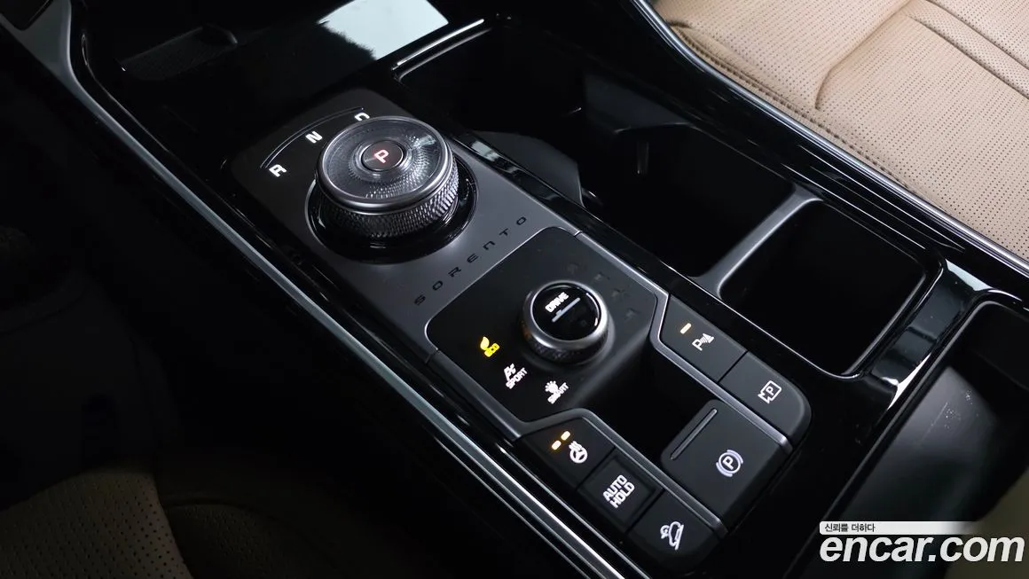 Kia Sorento — фото 9