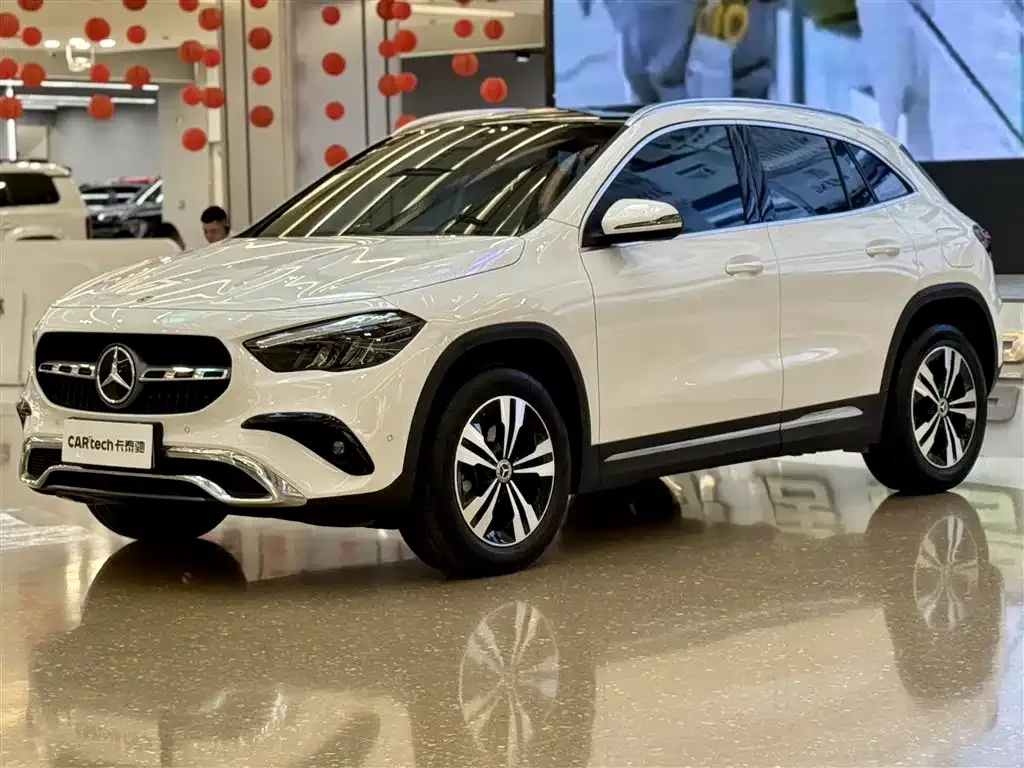 Mercedes-Benz GLA 2024 из CN, фото 1